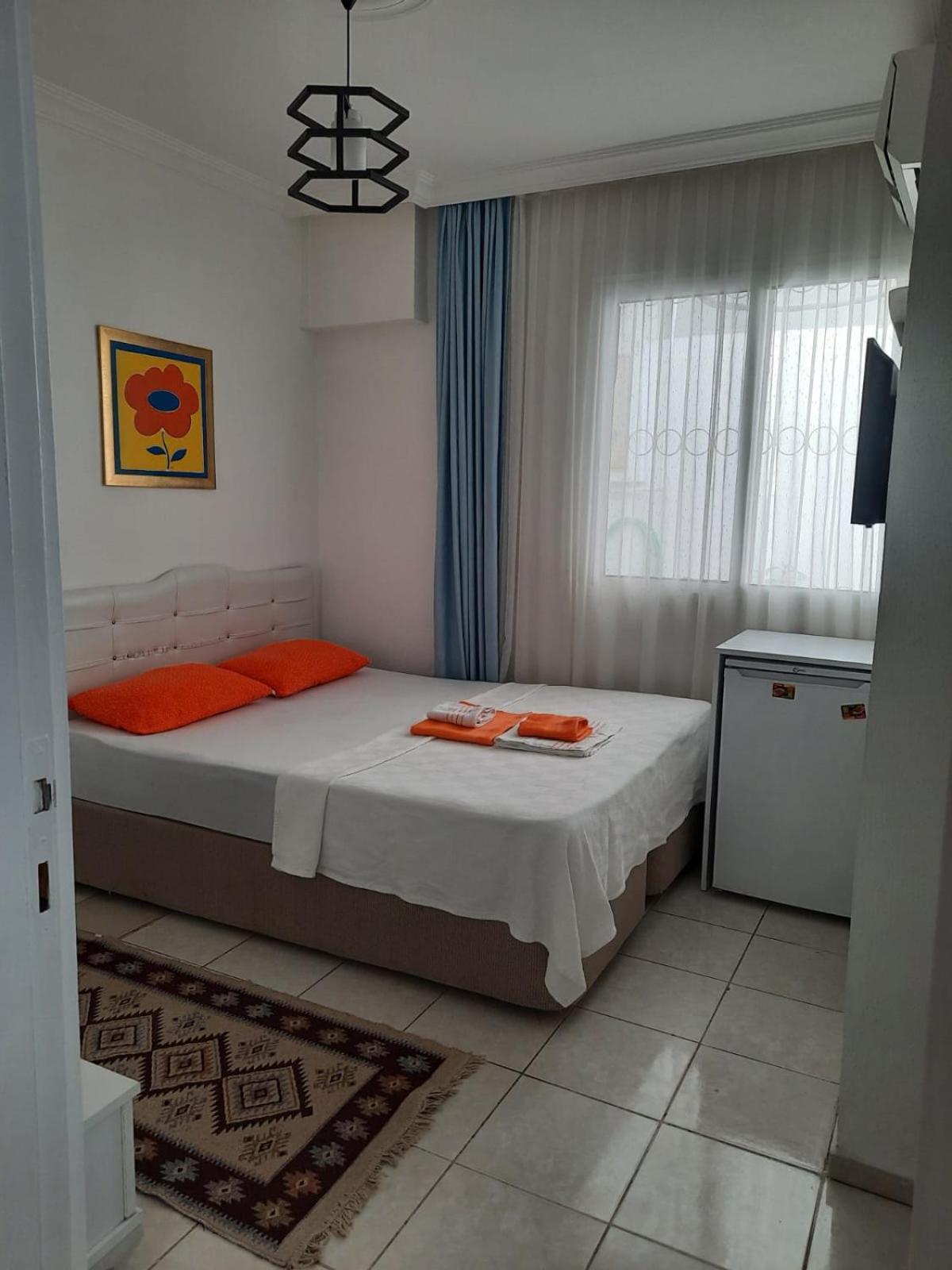 Beyaz Apart Pansiyon Cesme Bagian luar foto