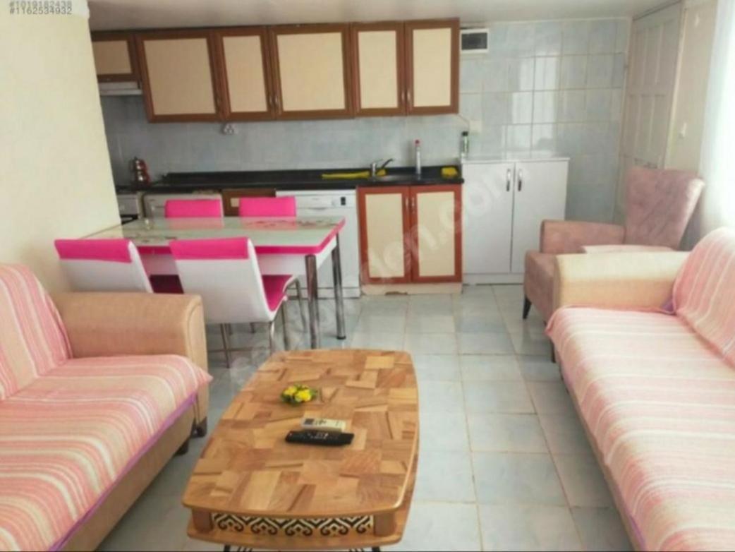 Beyaz Apart Pansiyon Cesme Bagian luar foto