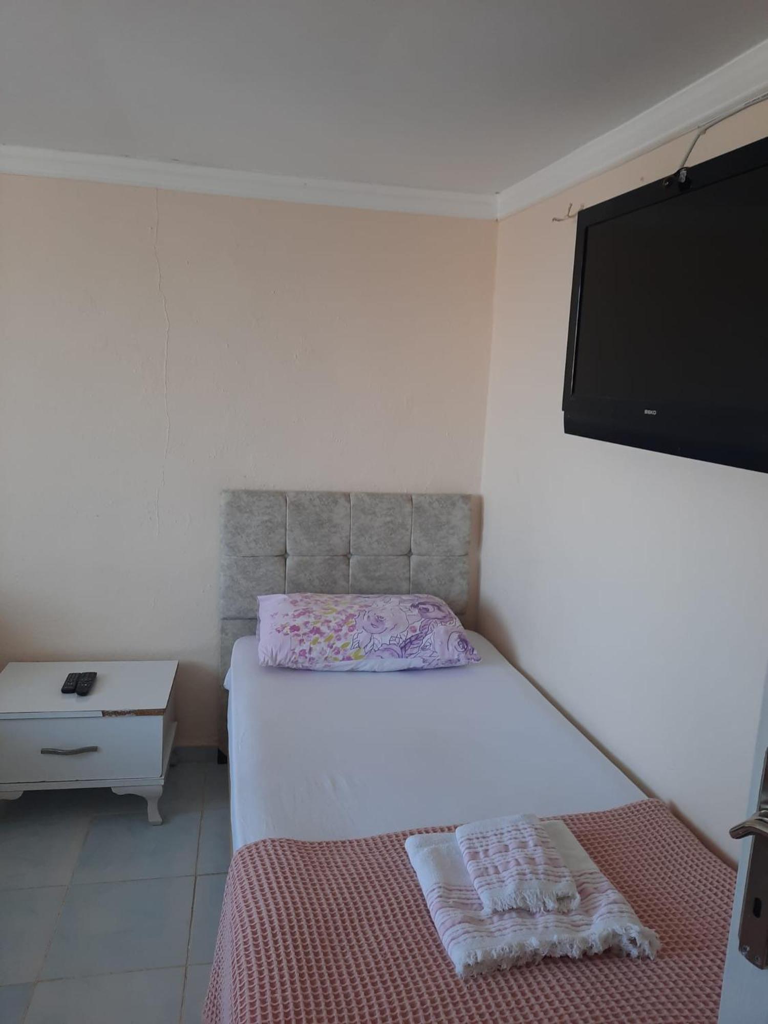 Beyaz Apart Pansiyon Cesme Bagian luar foto