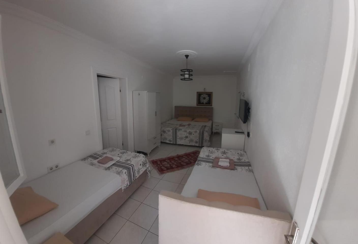 Beyaz Apart Pansiyon Cesme Bagian luar foto